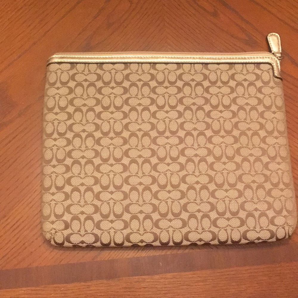 Coach iPad or Kindle carrier